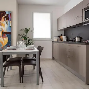 Apartman Camelot Red -, Verona
