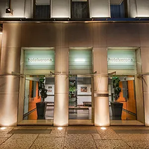 Hotel Verona فندق