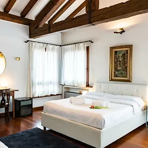 Domus - Magnifiche Residenze San Fermo Apartamento